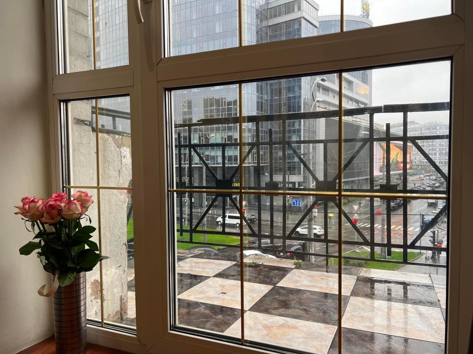 Apartment Near Gulliver Kyiv Exterior photo